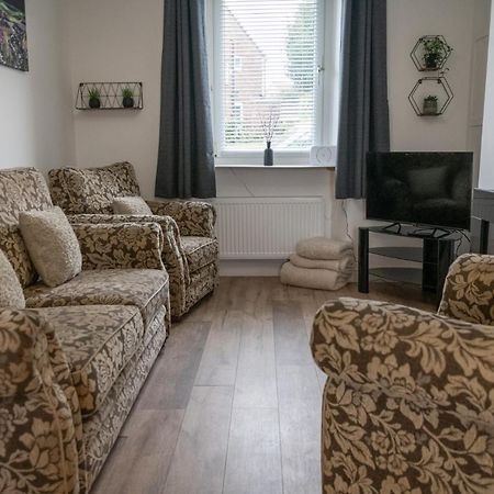 Moon Cottage, 3 Bedroom Property Cleator Kültér fotó